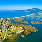 Ozcelik Βίλα Dalyan